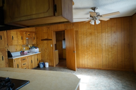 Country Golf Course Homesite, Barn, Poteau, Ok - image 25