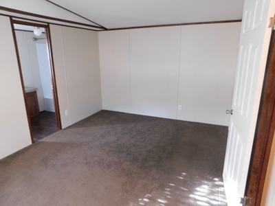 Almost new home near Pool waiting on you - image 10