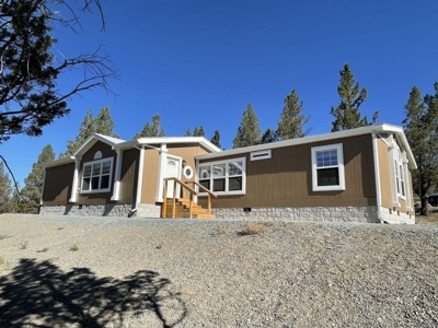 3 bed 2 bath 2199 sq.ft Manufactured home on 1.52 acres - image 1