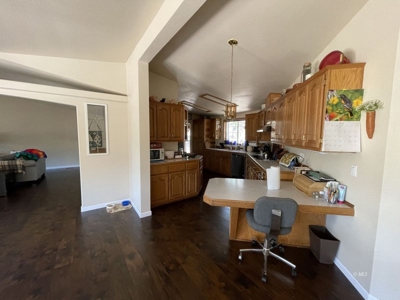 3 bed 2 bath 2199 sq.ft Manufactured home on 1.52 acres - image 7