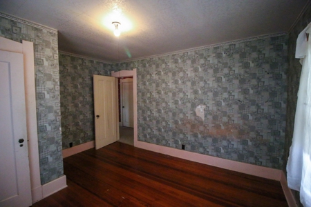 Online Auction Country Home on Acreage Archie, MO - image 40