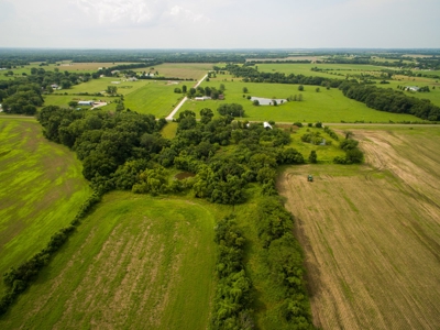 Online Auction Country Home on Acreage Archie, MO - image 3