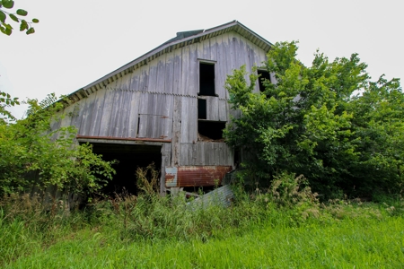 Online Auction Country Home on Acreage Archie, MO - image 43