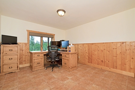 Log Home  - Extraordinary 35 acres in Central Colorado Mtns - image 17