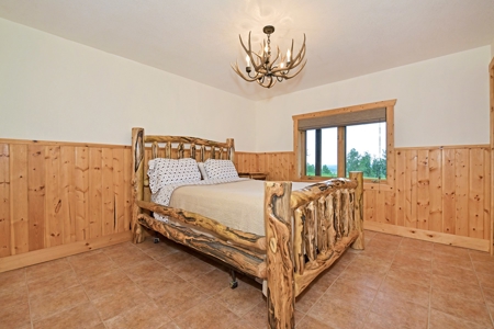 Log Home  - Extraordinary 35 acres in Central Colorado Mtns - image 18