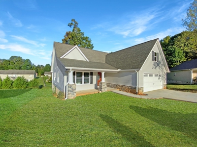 Home for Sale in Granite Quarry - image 7