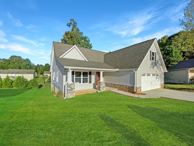 Home for Sale in Granite Quarry - image 5