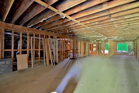 Large Commercial Property in MO - image 32