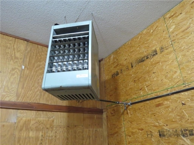 65,936 sq ft Facility with Large Parking Area and Garage - image 14