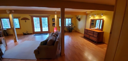 Great Mountain Home with superb amenities - image 15