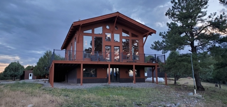 Great Mountain Home with superb amenities - image 1