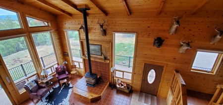 Great Mountain Home with superb amenities - image 6