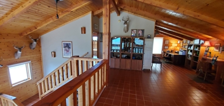 Great Mountain Home with superb amenities - image 7