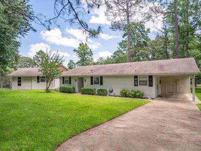 Golf Course Home Holly Lake Ranch Texas - Gated Community - image 1