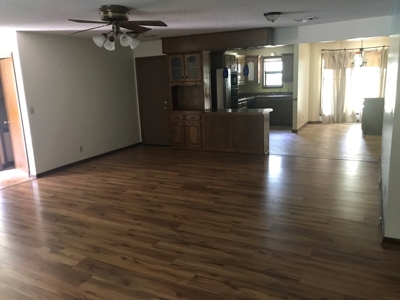 Home minutes from Greers Ferry Lake in Clinton Arkansas - image 17