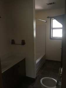 Home minutes from Greers Ferry Lake in Clinton Arkansas - image 29