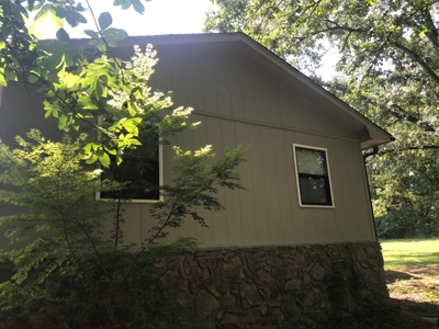 Home minutes from Greers Ferry Lake in Clinton Arkansas - image 10