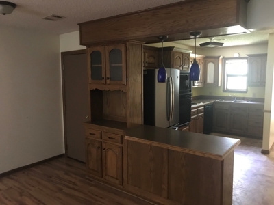 Home minutes from Greers Ferry Lake in Clinton Arkansas - image 24
