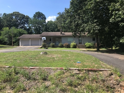 Home minutes from Greers Ferry Lake in Clinton Arkansas - image 3
