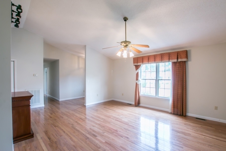 One Level Home for Sale in Abingdon VA - image 18