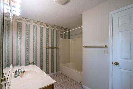 One Level Home for Sale in Abingdon VA - image 31