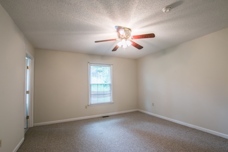 One Level Home for Sale in Abingdon VA - image 29