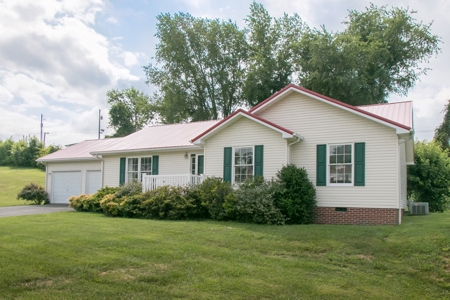 One Level Home for Sale in Abingdon VA - image 3