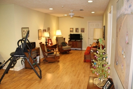 4 Bed/3.5 Bath Waterfront Home for Sale Southwest MS - image 25