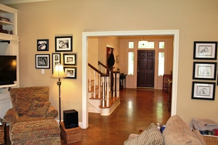 4 Bed/3.5 Bath Waterfront Home for Sale Southwest MS - image 9