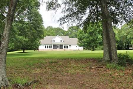 4 Bed/3.5 Bath Waterfront Home for Sale Southwest MS - image 30