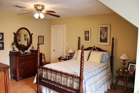 4 Bed/3.5 Bath Waterfront Home for Sale Southwest MS - image 23