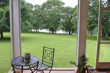 4 Bed/3.5 Bath Waterfront Home for Sale Southwest MS - image 21