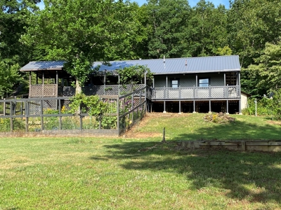 Madison County Arkansas Home and Acreage For Sale - image 5