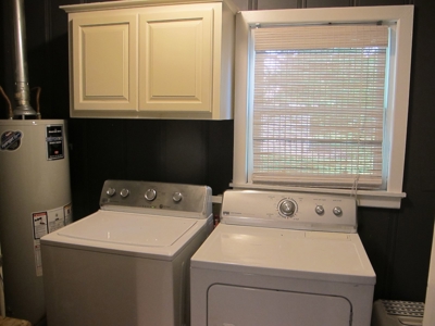 3 Bedroom, 1 Bath Home - image 9