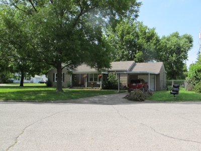 3 Bedroom, 1 Bath Home - image 4