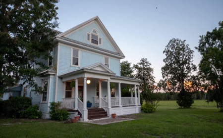 Stunning 3 story home on 25 acres in Chiefland, Florida - image 42