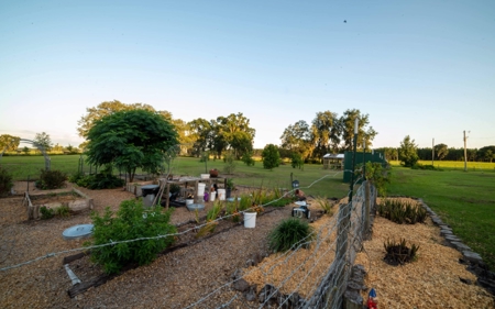 Stunning 3 story home on 25 acres in Chiefland, Florida - image 35