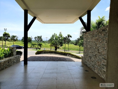 Condo For Sale In Ocean Front Resort Casamar - image 5