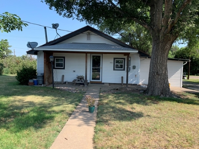 Home with RV Hook-Ups For Sale in Mullinville, Ks - image 1
