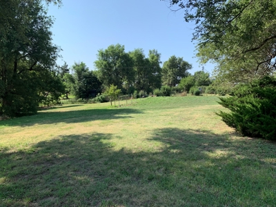 Home with RV Hook-Ups For Sale in Mullinville, Ks - image 19
