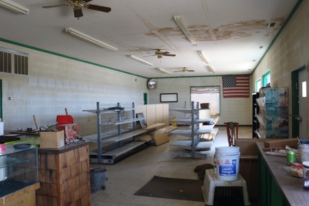 Commerical Building For Sale Mullinville, Ks - image 2