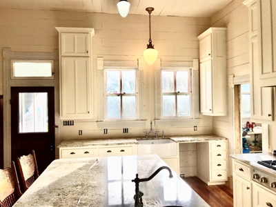 Historic,Victorian, Country Home on 34.33 Acres - image 5