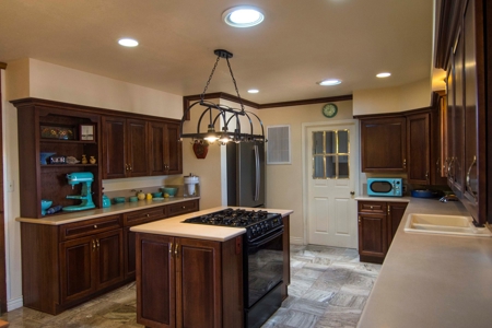 AVAILABLE Arizona Log Home, Off Grid, Private Well for Sale - image 34