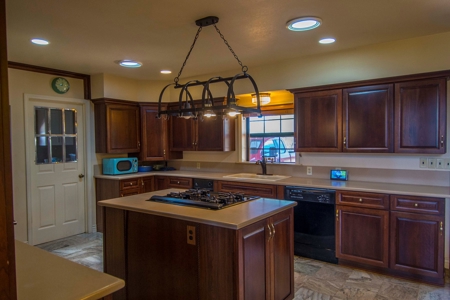 AVAILABLE Arizona Log Home, Off Grid, Private Well for Sale - image 35