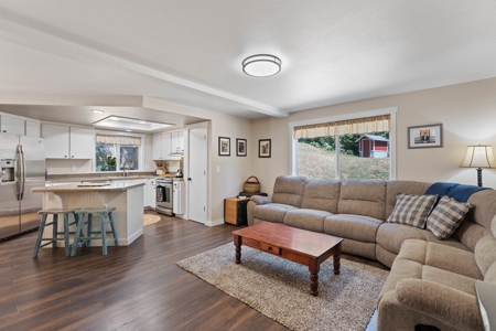 3 bed, 2 bath country home for sale in Brush Prairie, WA - image 11