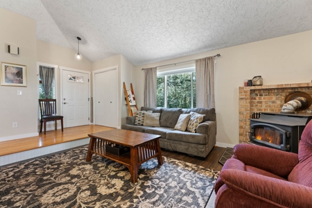 3 bed, 2 bath country home for sale in Brush Prairie, WA - image 7