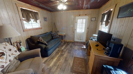 52 acre getaway on the Pea River. - image 45
