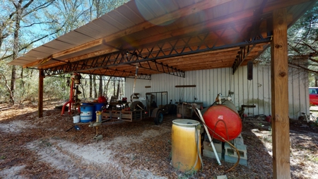52 acre getaway on the Pea River. - image 50