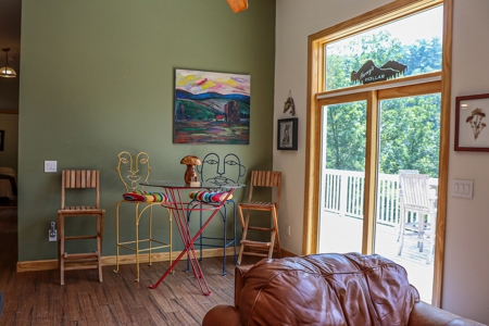Mountain Home for Sale with Creek Frontage in Max Meadows VA - image 8