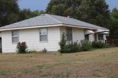 Home For Sale in Protection, Ks. - image 43